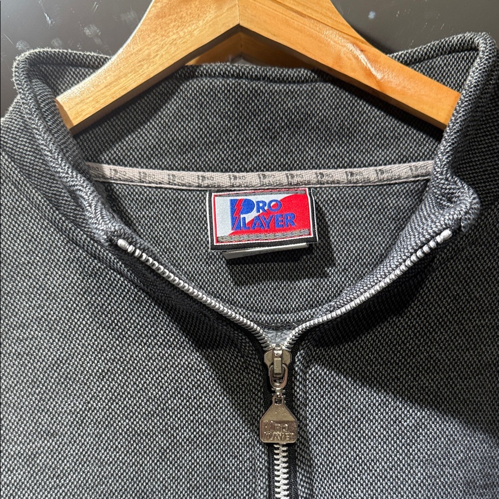 Vintage 90s Pro Player Chicago Bulls Gray Quarter-Zip Sweatshirt - Picture 4 of 8